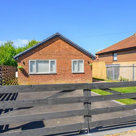Tm, Charming Cosy Retreat, Wi-fi & Parking Leeds (West Yorkshire)